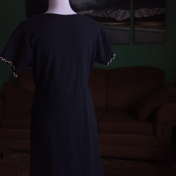 Laura Hlavac Dress - Picture 4 of 8